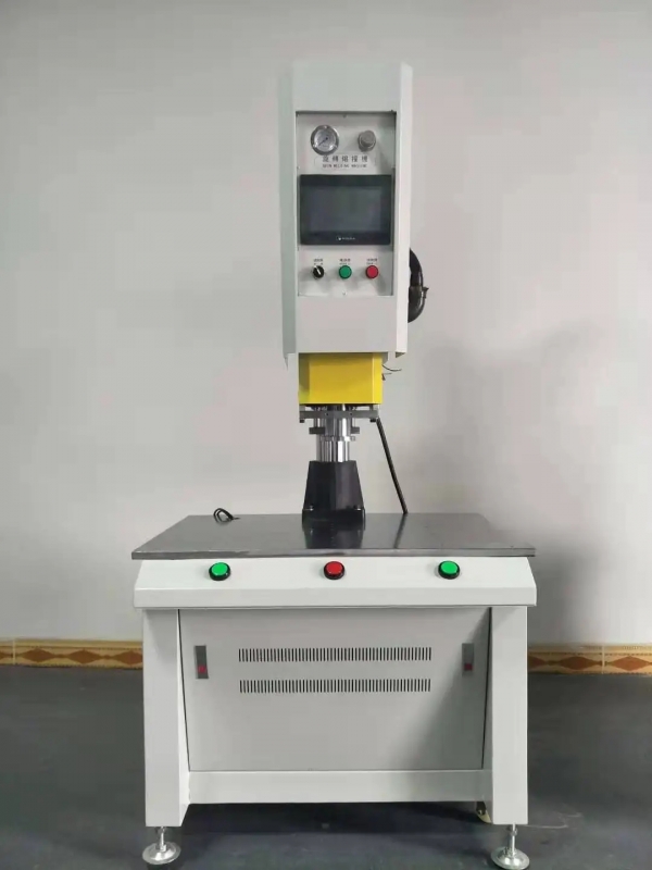 伺服超声波焊接机